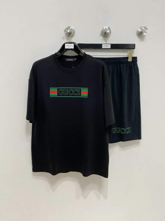 Picture of Gucci Shirt Pant Suits _SKUGucciM-2XLxetr0121503